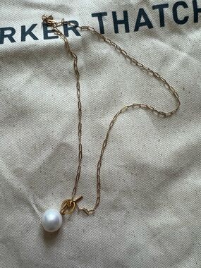 Chan Luu white freshwater Pearl toggle necklace